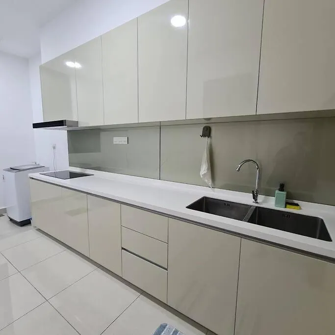 Paradigm Residence 3 Bedrooms Above Paradigm Mall For 8 Pax By Gdragon Homestay Johor Bahru Malaysia