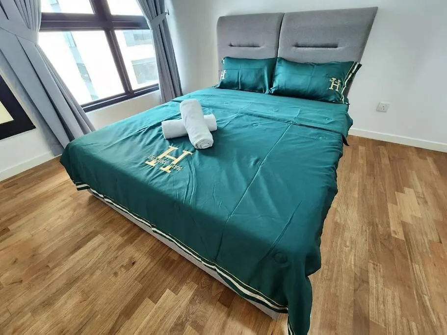 Paradigm Residence 3 Bedrooms Above Paradigm Mall For 8 Pax By Gdragon Homestay Джохор-Бару Апартаменты