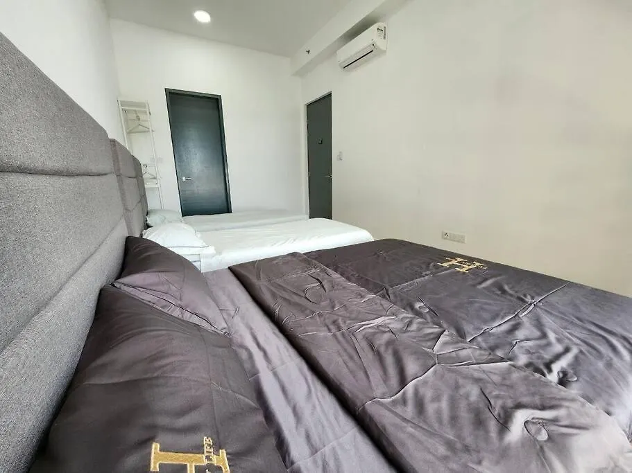 Apartment Paradigm Residence 3 Bedrooms Above Paradigm Mall For 8 Pax By Gdragon Homestay Johor Bahru
