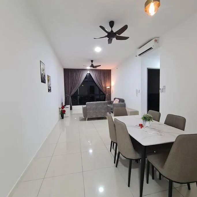 Paradigm Residence 3 Bedrooms Above Paradigm Mall For 8 Pax By Gdragon Homestay Johor Bahru 0*,