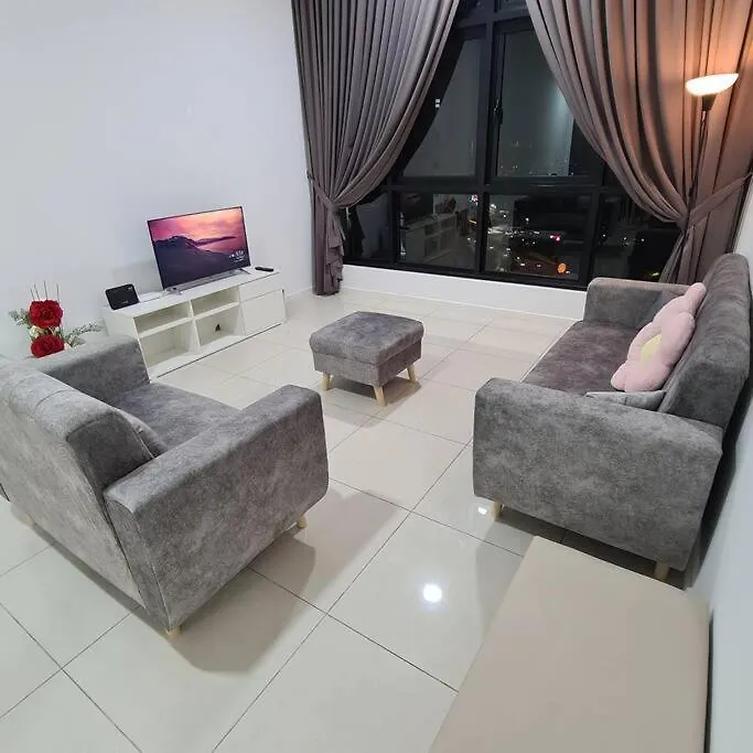 Paradigm Residence 3 Bedrooms Above Paradigm Mall For 8 Pax By Gdragon Homestay Johor Bahru Apartment